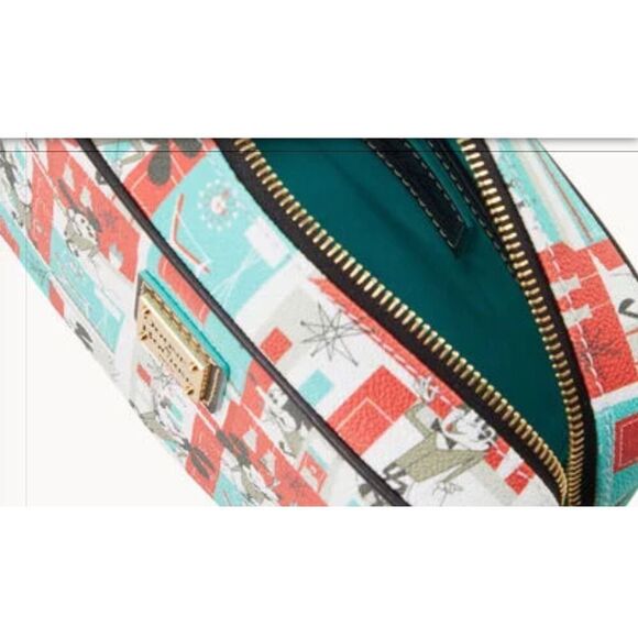 Dooney & Bourke Disney Mid Century Mickey Camera Bag NWT - Picture 10 of 12
